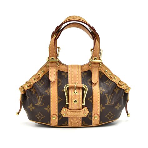 louis vuitton theda pm.